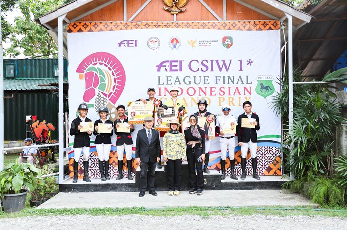 Bintang Muda Berkuda! Dinov Kuasai Podium 110 cm dan 130 cm di Indonesia Grand Prix