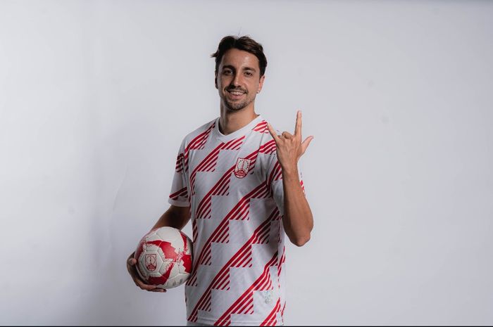 Pemain Persis, Adriano Castanheira.