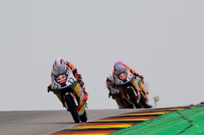Klasemen Red Bull Rookies Cup 2026 - Kiandra Ramadhipa Tersingkir dari Lima Besar usai Gagal Podium di Assen - Juara.net