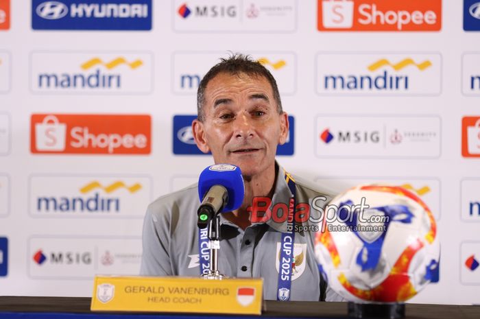 Pelatih Timnas U-23 Indonesia, Gerald Vanenburg, akan mengecek pemain cedera. 