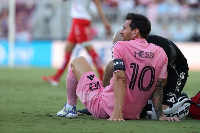 Lionel Messi mendapatkan cedera saat Inter Miami menghadapi Necaxa pada Leagues Cup 2025, Minggu (3/8/2025).