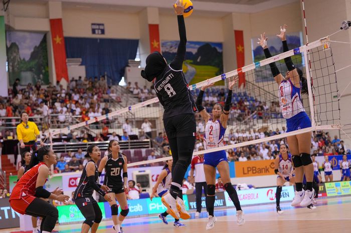 Aksi Megawati Hangestri Pertiwi saat Indonesia melawan Filipina pada leg kedua SEA V League 2025, Minggu (10/8/2025)