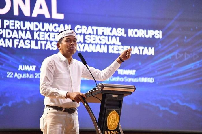 Gubernur Dedi Mulyadi berikan penjelasan setelah pernyataan terkait rakyat sama serakahnya dengan pejabat korup ramai.