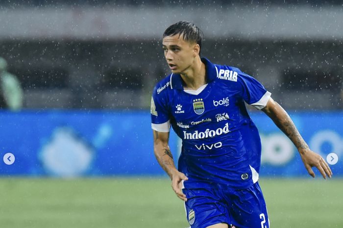 Eliano Reijnders diprediksi bakal menjadi starter Persib Bandung dalam laga lawan PSBS Biak, Jumat (17/10/2025).