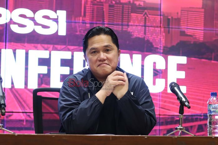 Menpora sekaligus Ketua Umum PSSI, Erick Thohir, buka suara soal tuduhan Malaysia terkait sanksi FIFA kepada FAM dan 7 pemain naturalisasi Timnas Malaysia.
