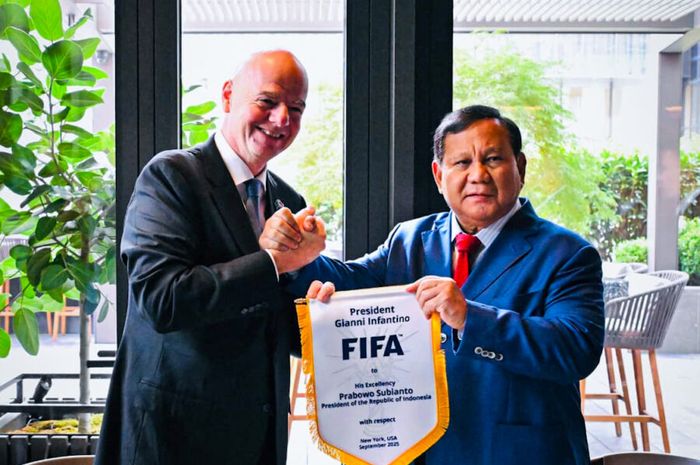 Presiden RI Prabowo Subianto bertemu Presiden FIFA Gianni Infantino, Rabu (25/9/2025). 