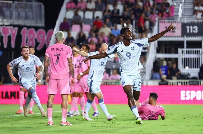 Duel antara Inter Miami dan Chicago Fire di Chase Stadium dalam lanjutan MLS 2025 dimenangkan oleh tim tamu dengan skor akhir 5-3.