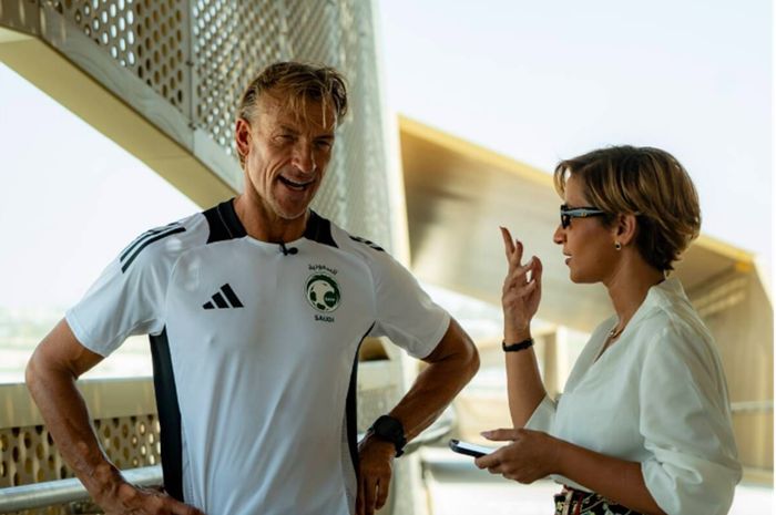 Pelatih Timnas Arab Saudi Herve Renard diuntungkan AFC.