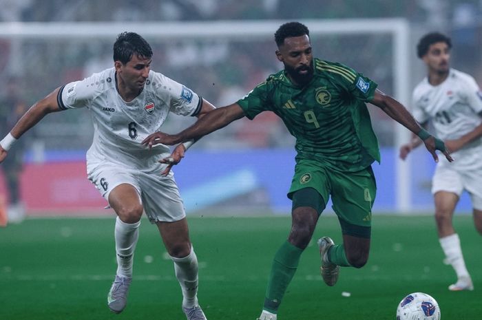 Suasana pertandingan antara Timnas Arab Saudi vs Irak pada laga terakhir Putaran Keempat Grup B Kualifikasi Piala Dunia 2026 Zona Asia di Stadion King Abdullah Sports City, Jeddah, pada Rabu (15/10/2025) dini hari.