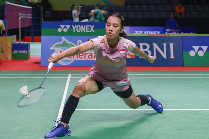 Mutiara Ayu Puspitasari sukses menumbangkan unggulan dua tunggal putri Thailand di babak 32 besar Indonesia Masters 2025 II, Rabu (22/10/2025).