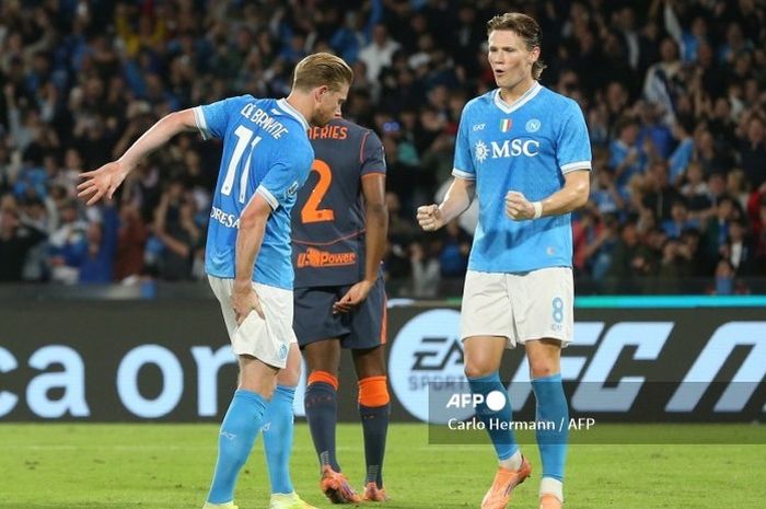 Gelandang Napoli, Kevin De Bruyne langsung mendapatkan cedera hamstring usai menjebol gawang Inter Milan dari titik putih.