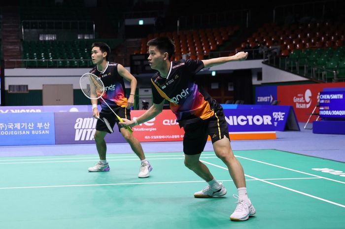 Ganda putra Indonesia, Raymond Indra/Nikolaus Joaquin, menantang wakil tuan rumah pada final Korea Masters 2025.