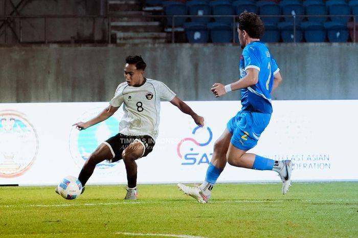 Punggawa Timnas U-22 Indonesia terlihat tak siap bersaing saat kalah dari Filipina 1-0 di laga perdana SEA Games 2025