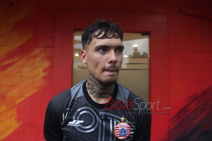 Shayne Pattynama: Classy Response to Persija Move Criticism