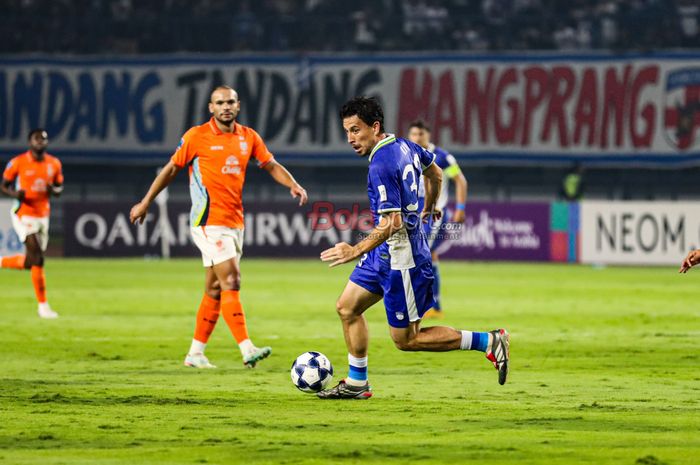 Thom Haye Misses Persib Training Due to Flight Issues | Bojan Hodak Update