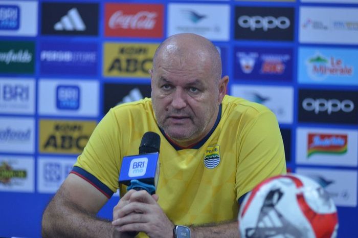 Bojan Hodak Waspadai Borneo FC, Persib Bandung Terancam Kehilangan Puncak Klasemen Liga Super 2025/2026