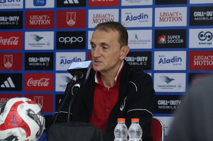 Pelatih Persis, Milomir Seslija, menegaskan bahwa timnya bisa keluar dari ancaman degradasi.