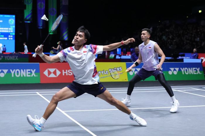 Aksi ganda putra Indonesia, Muhammad Rian Ardianto/Rahmat hidayat pada babak kedua All England Open 2026 di Utilita Arena Birmingham,  Inggris, Kamis (5/2/2026).