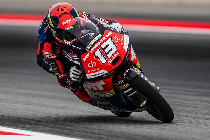 Pembalap AEON Credit MT Helmets MSI, Hakim Danish, melesat pada sesi Practice Moto3 Catalunya 2026 di Sirkuit Catalunya, Barcelona, Jumat (15/5/2026).