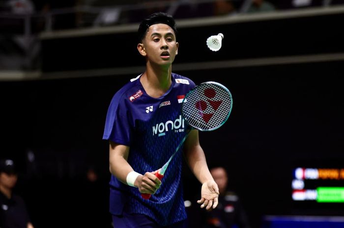Tunggal putra Indonesia, Alwi Farhan, berlaga pada babak 32 besar Singapore Open 2026 di Singapore Indoor Stadium, Singapura, Selasa, 26 Mei 2026.