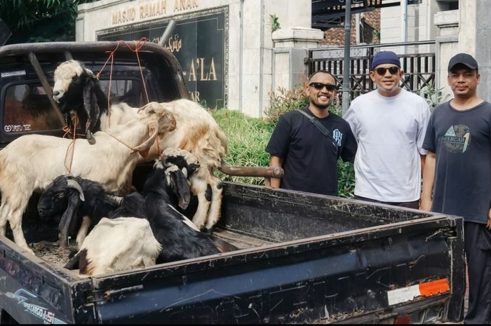 Skuad Bali United menyembelih empat ekor kambing pada Hari Raya Idul Adha 1447 Hijriah.