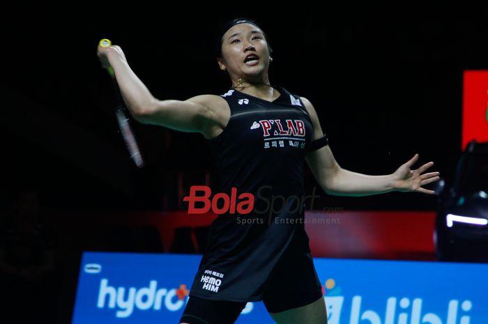 Tunggal putri Korea Selatan, An Se Young, saat tampil dalam ajang final Indonesia Open 2026 di Istora Senayan, Jakarta, Minggu (7/6/2026).