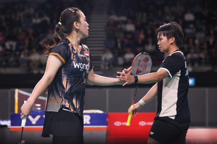 Febriana Dwipuji Kusuma/Meilysa Trias Puspitasari gagal juara Australian Open 2026 setelah kandas melawan unggulan pertama Jia Yi Fan/Zhang Shu Xian. 
