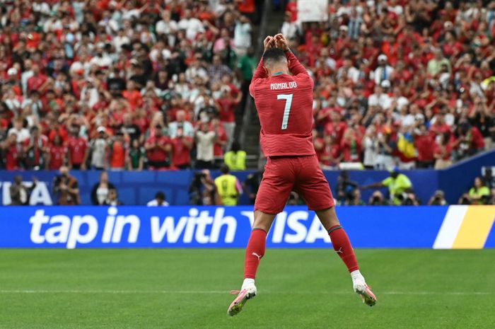 Striker Portugal Cristiano Ronaldo angkat bicara setelah saudaranya mengumumkan akan pensiun setelah Piala Dunia 2026.
