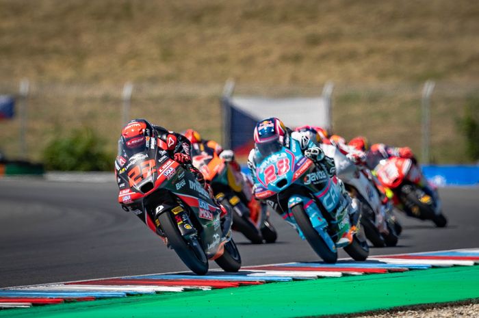 Aksi pebalap IntactGP David Almansa di seri Moto3 Ceko 2026 yang berakhir tanpa podium