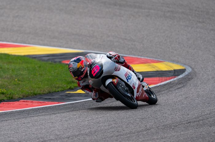 Pebalap Honda Team Asia Vida Ija Pratama tampil pada sesi latihan Moto3 Jerman, Sachsenring, Jerman, Jumat, 10 Juli 2026.