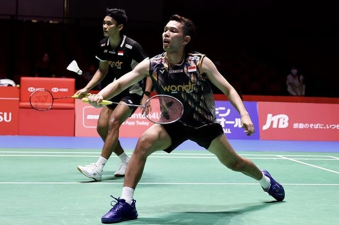 Aksi ganda putra Indonesia, Fajar Alfian/Muhammad Shohibul Fikri, memenangi perempat final Japan Open 2026.