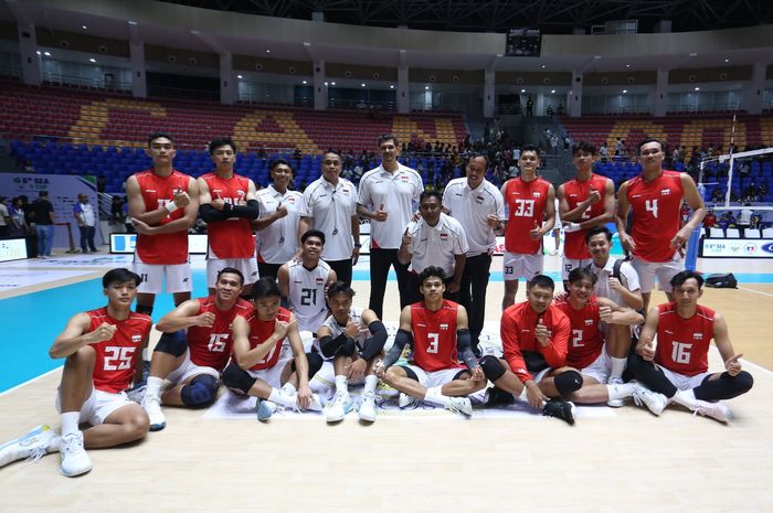 Pose tim voli putra Indonesia usai kemenangan atas Kamboja di SEA V Cup 2026, Kamis (16/7/2026)
