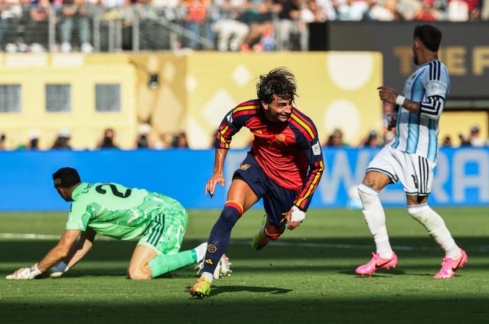 Striker pengganti Ferran Torres (tengah) berhasil mencetak gol timnas Spanyol di perpanjangan waktu, membawa La Furia Roja unggul 1-0 atas timnas Argentina pada final Piala Dunia 2026, Senin (20/7/2026) dini hari WIB.