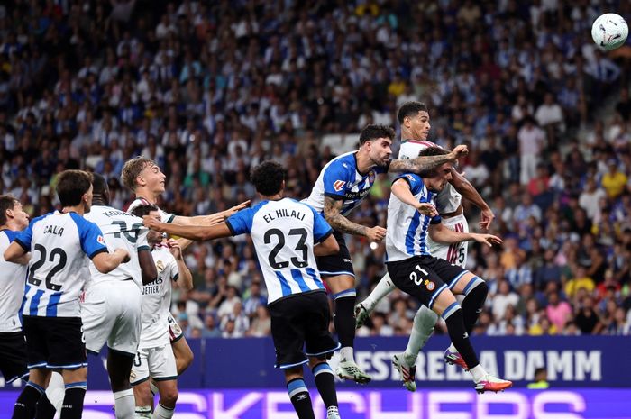Real Madrid berhasil menumpas Espanyol dengan skor 2-1 dalam laga perdananya di Liga Spanyol musim ini di RCDE Stadium (22/8/2026).