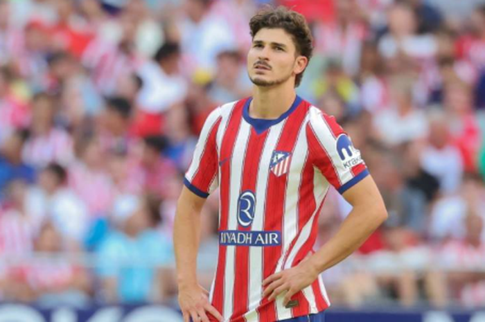 Penyerang Atletico Madrid, Julian Alvarez, masih berpeluang untuk pindah, tetapi menuju Liga Inggris dengan Arsenal sebagai destinasinya.