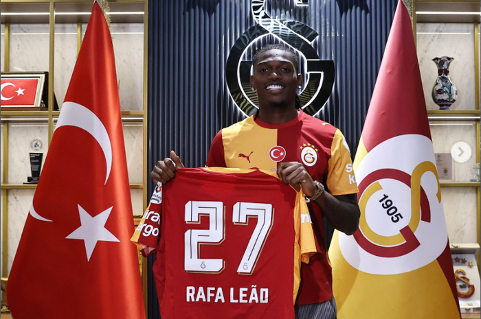 Rafael Leao resmi gabung Galatasaray, Minggu (30/8/2026), setelah direkrut dari AC Milan.