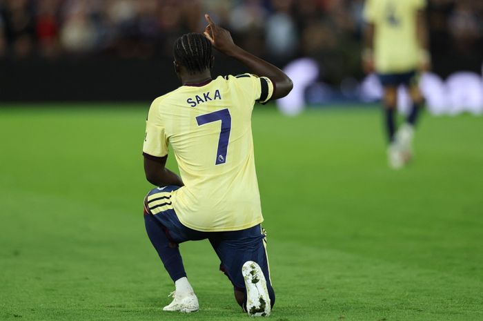 Bukayo Saka mencetak gol kontra Aston Villa lada lanjutan Liga Inggris 2026-2027.