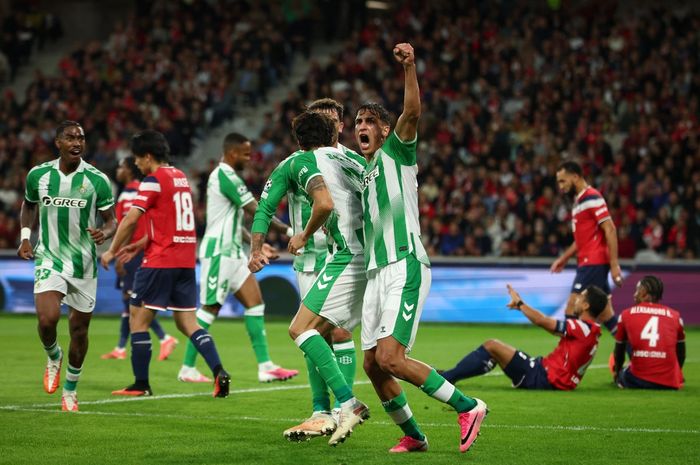 Klub Calvin Verdonk, Lille, terkena comeback oleh Real Betis dengan kalah 2-3 pada laga pertama Liga Champions 2026-2027.