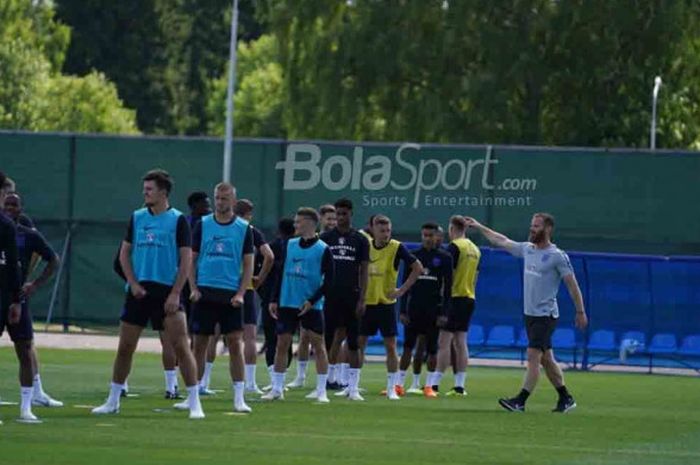  Suasana latihan terbuka timnas Inggris di Zelenogorsk, 23 Juni 2018.