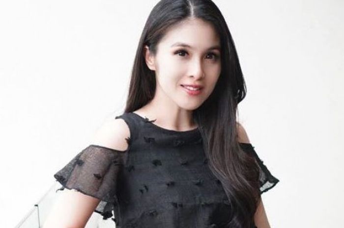 Aktris Indonesia, Sandra Dewi.