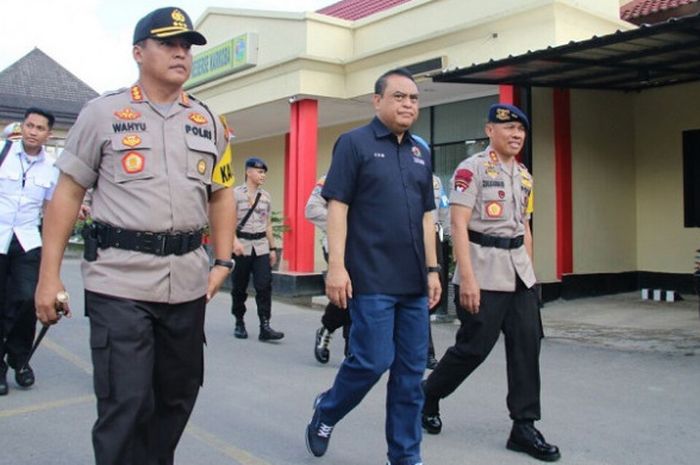 CdM kontingen Indonesia untuk Asian Games 2018, Syafruddin, meninjau venue di Palembang, Sabtu (3/6/2018).