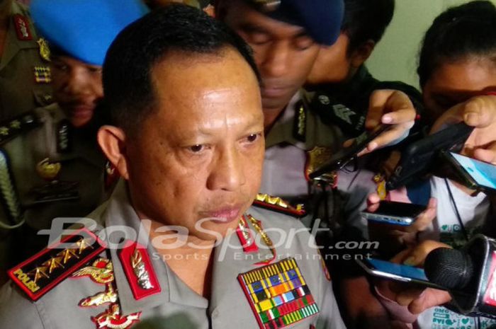 Kapolri Jenderal Tito Karnavian saat berbicara di hadapan para awak media di Hotel Meridien, Jakarta, Rabu (2/5/2018).