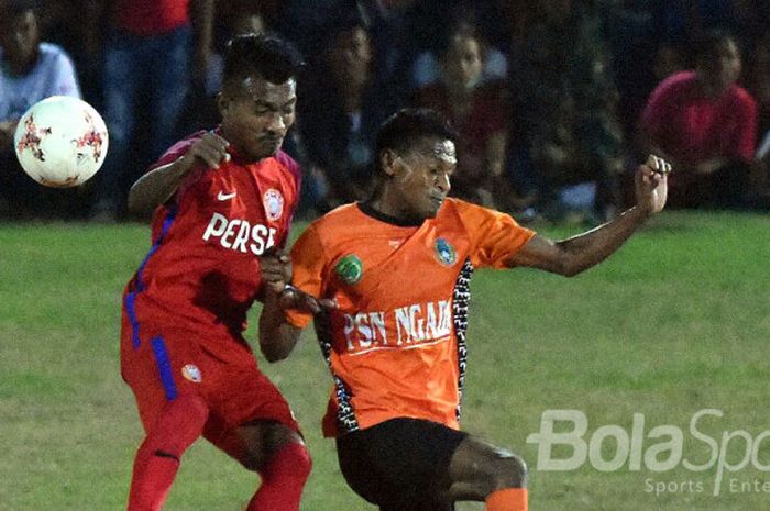 Laga final El Tari Cup 2107 antara Perse Ende vs PSN Ngada di Stadion Marilonga, Ende, Flores, Rabu (9/8/2017) diwarnai ricuh antar pemain dan penonton yang masuk hingga garis pinggir lapangan.