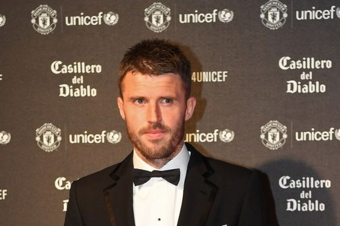 Gelandang Manchester United, Michael Carrick, menghadiri acara Gala Dinner United for UNICEF di Old Trafford, Manchester, 15 November 2017.