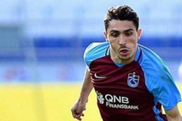 Gelandang Trabzonspor, Abdulkadir Omur.