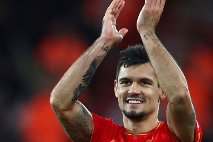   Reaksi bek Liverpool, Dejan Lovren, dalam partai Liga Inggris melawan Manchester City di Stadion Anfield, Liverpool, 31 Desember 2016.  