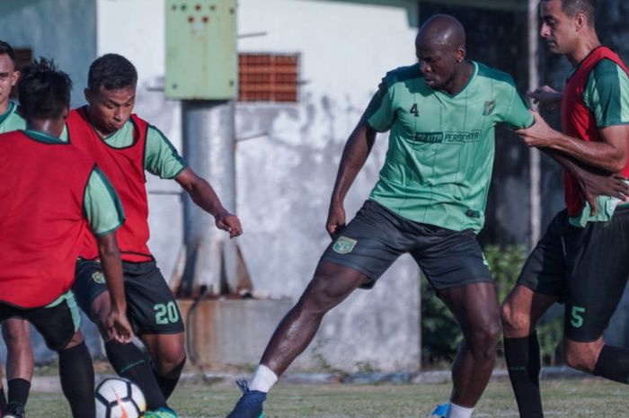 Suasana Latihan Persebaya Surabaya di Stadion Jenggolo, Sidoarjo (20/8) Sore (Persebaya)