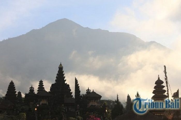 Kondisi gunung agung meletus