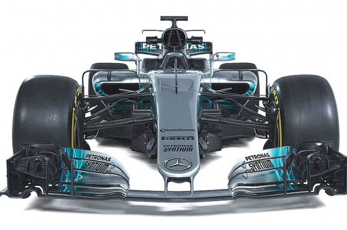 Mercedes F1 W08, berhidung normal tapi diyakini tetap efektif untuk aerodinamika.