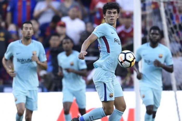 Aksi Carles Alena dalam partai International Champions Cup antara Barcelona lawan Manchester United di Fedex Field, Maryland, 26 Juli 2017.